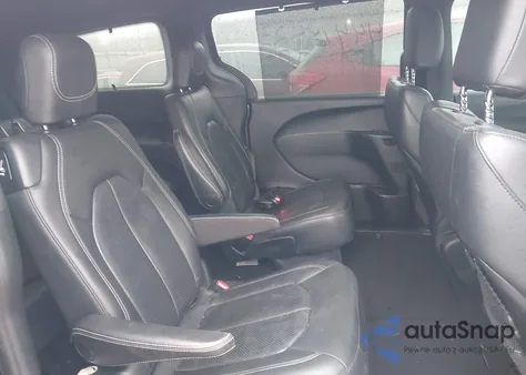 2018 Chrysler Pacifica Touring L z USA, uszkodzony, nr VIN 2C4RC1BG1JR234587